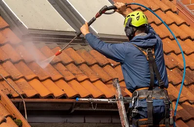 Démoussage et hydrofuge de toiture à Bayel