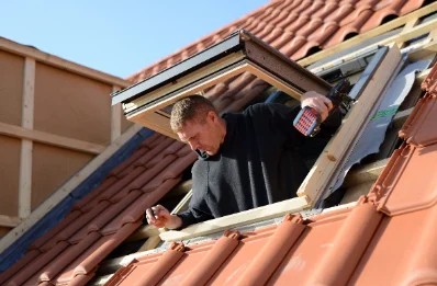 Pose de fenêtres de toit Velux à Bayel